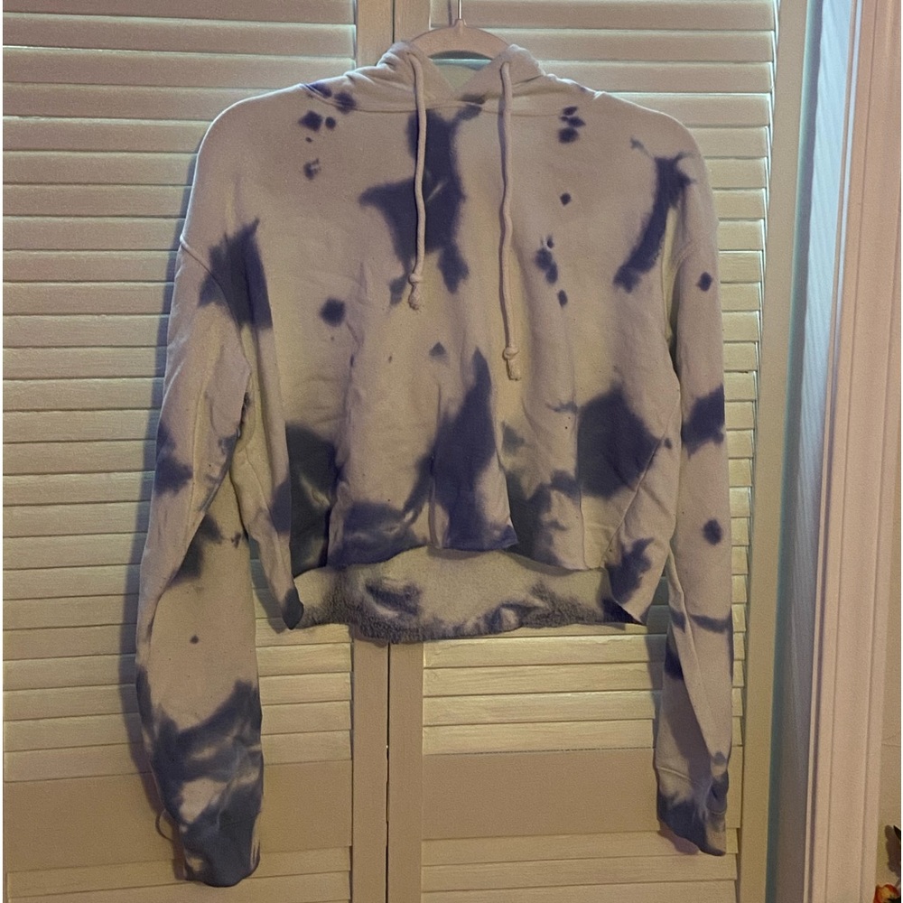 Wild Fable Tie Dye Cropped Sweatshirt